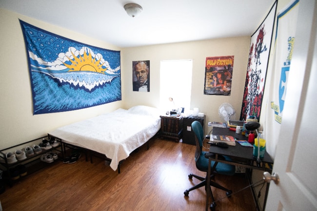 Photo - 616 Emerald St