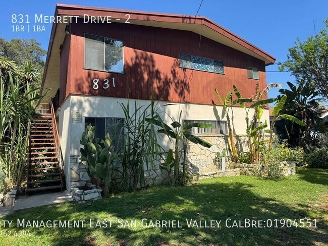 Photo - 831 Merrett Dr Unidad 2