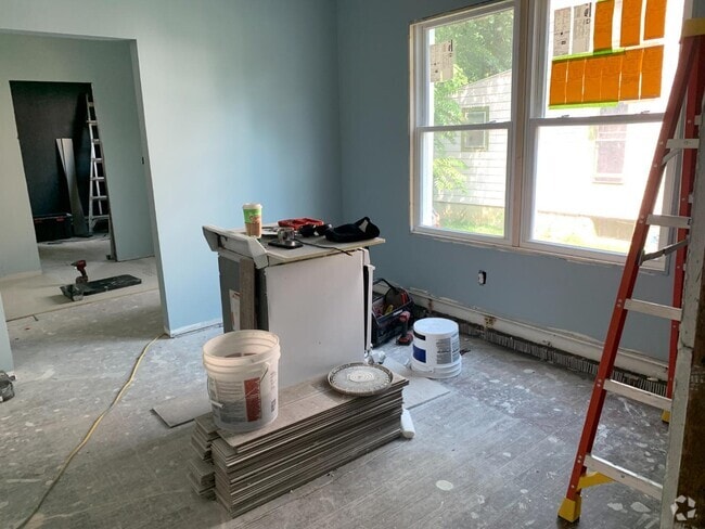 Building Photo - 420 Emmet St Rental