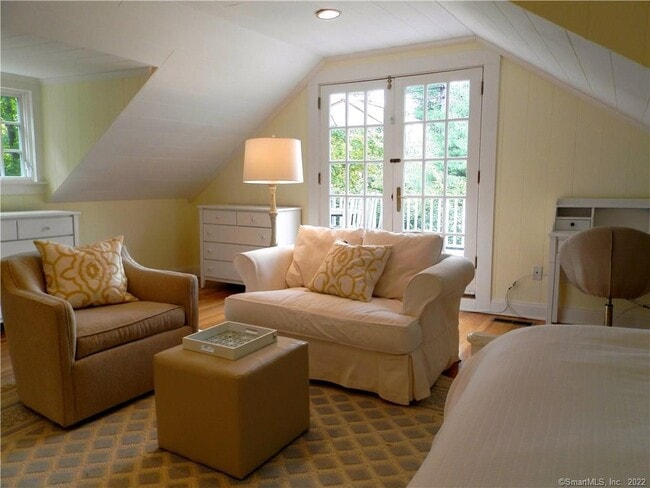 Photo - 18 Hillandale Rd