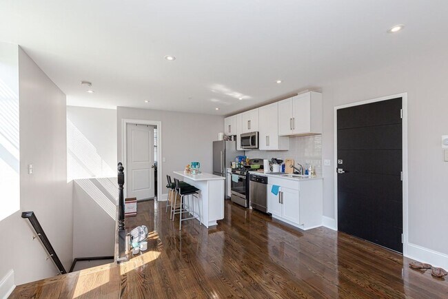 Photo - Renovated 3 bed 2 bath in Fort Hill......