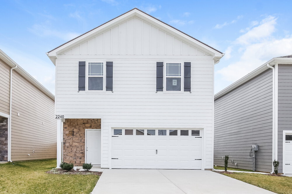 Photo - 2240 Lismore Dr