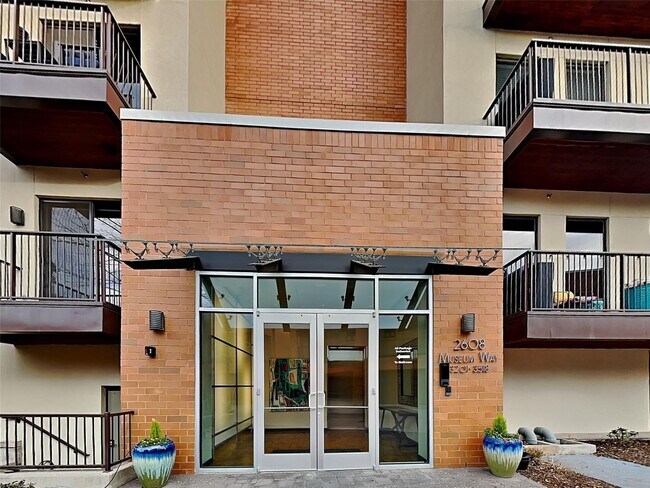 Building Photo - Attractive, fully furnished Arthouse condo — READY NOW!