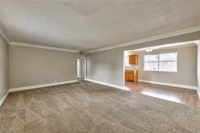 Photo - 3237 Arlene Way Unidad 3