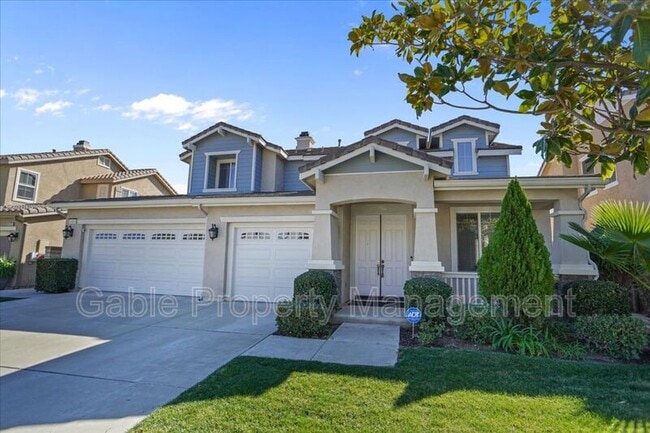 Building Photo - 24022 Via Vista