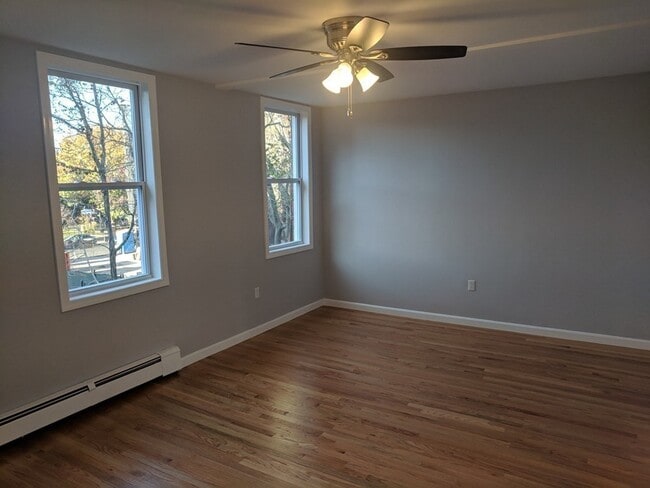 Photo - 80 Havre St Unit 2