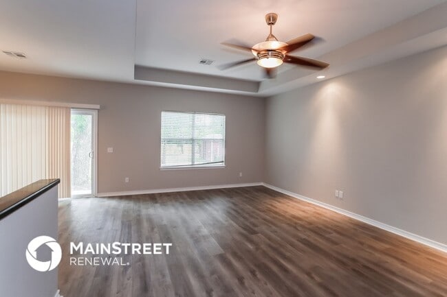 Photo - 219 Grandview Rd