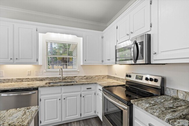 Photo - MOVE IN READY BEAUTY IN PINEHURST