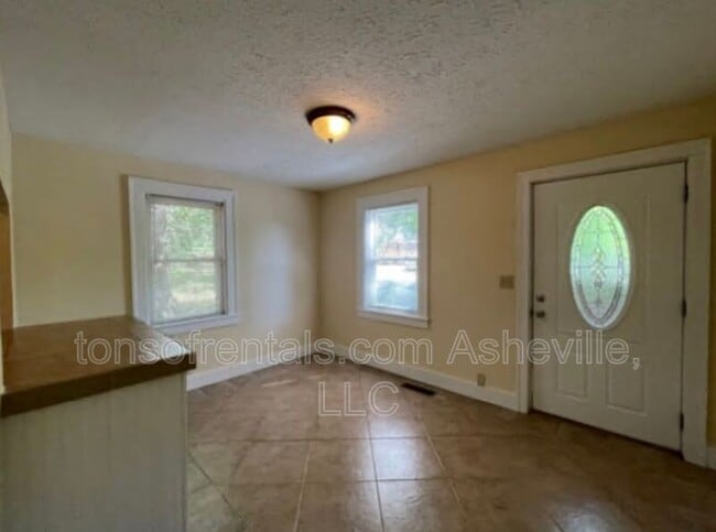 Photo - 1316 Hyman Ave