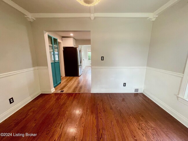 Photo - 210 Don Allen Rd