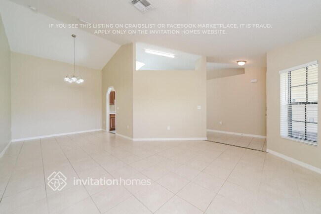 2442 Sweetwater Blvd