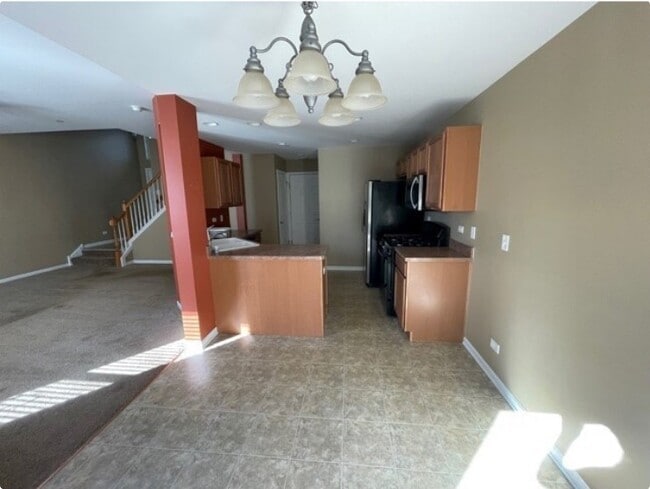 Photo - 1403 Crimson Ln