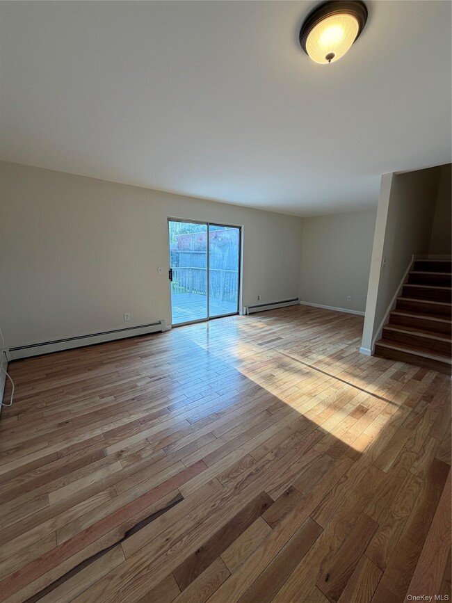 Photo - 502 Harbor View Ct
