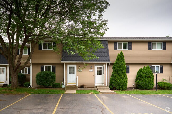 Collett Woods Townhouses