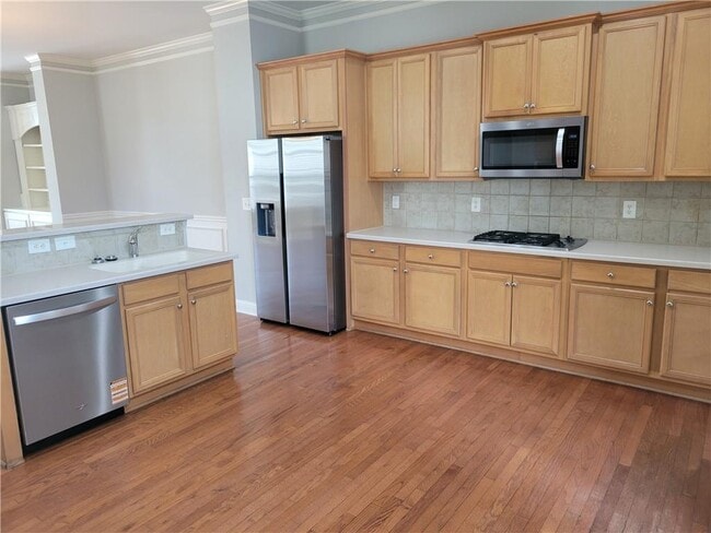 Photo - 2098 Silas Way NW