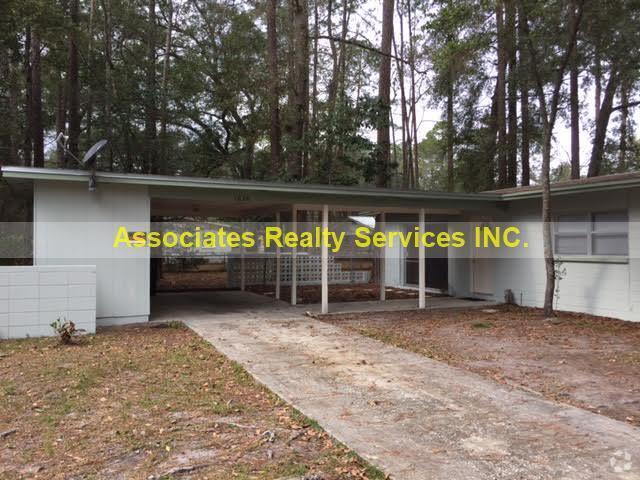 Building Photo - SUBLEASE- Spacious 3 bedroom in Carol Esta... Rental