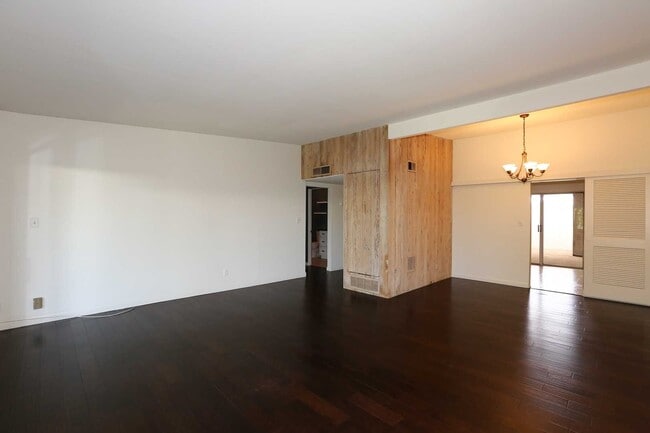 Photo - Wonderful, 2nd floor Condo Centrally Locat...