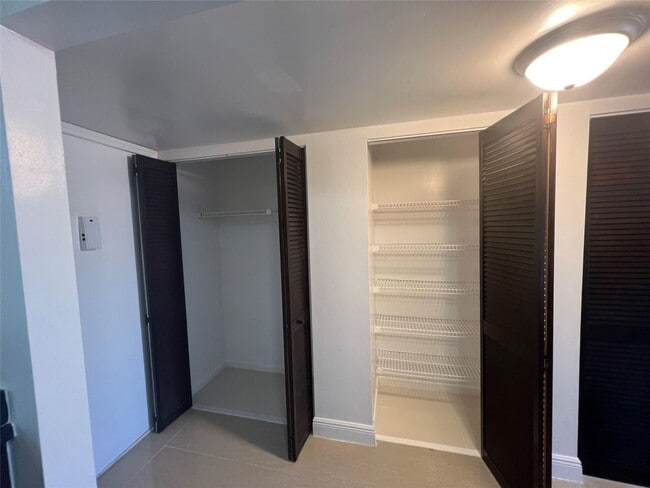 Photo - 3120 N Pine Island Rd Unit 3