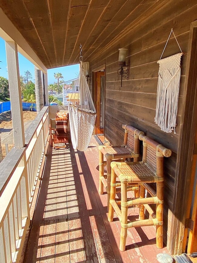 Building Photo - 837 4th St Unit Main Rental