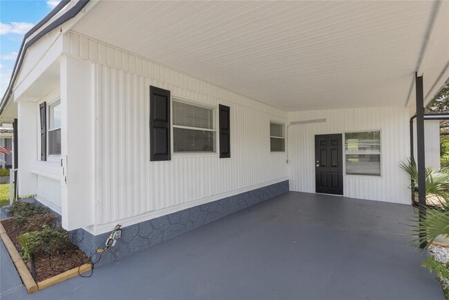 Photo - 814 Roseapple Ave