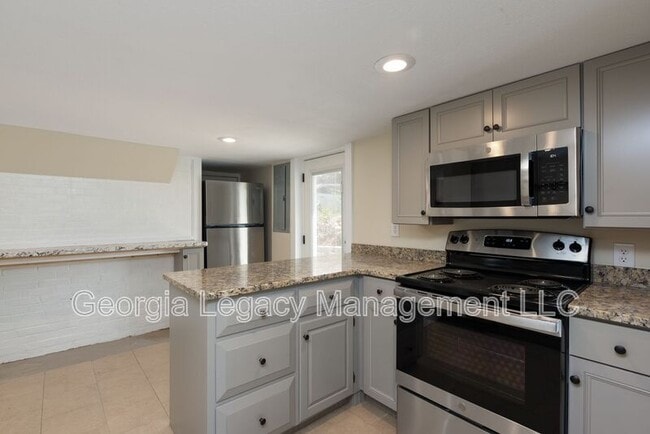 Photo - 2615 W Main St