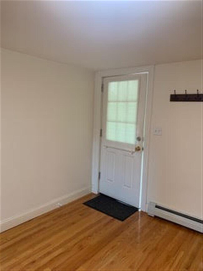 221 Albion St Apartments Unit 3 Wakefield, MA