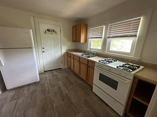 Photo - Fourth St 1707 Unidad Apt #2