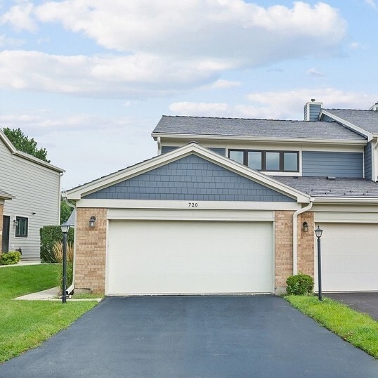 Building Photo - 720 Caliente Ct
