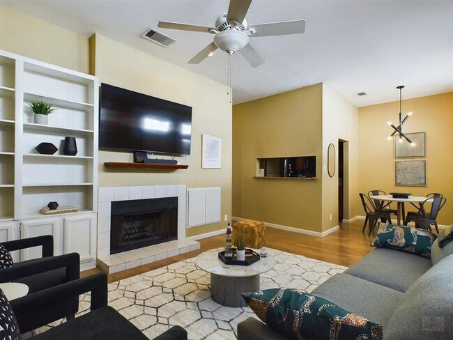 Photo - 2811 Rio Grande St Unit 204