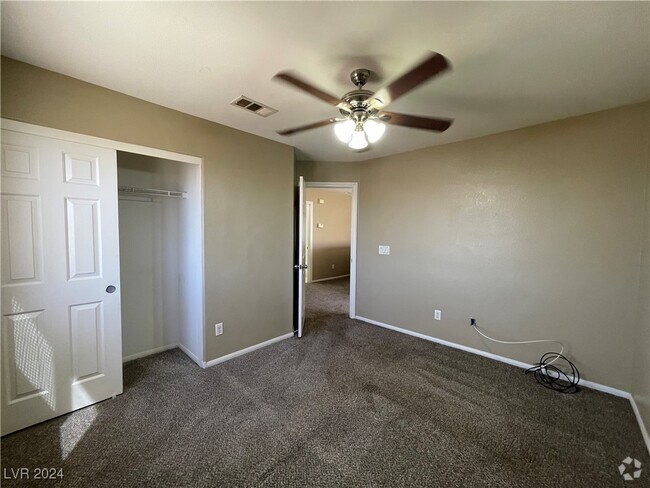 Building Photo - 717 Fort Mandan Ct Rental