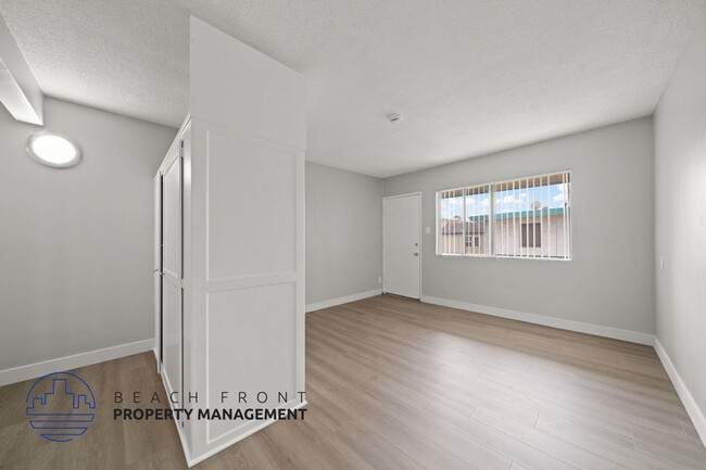 Photo - 12318 Birch Ave.