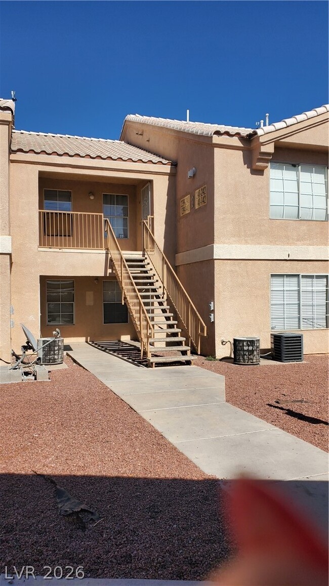 Building Photo - 1830 N Pecos Rd Unit 142