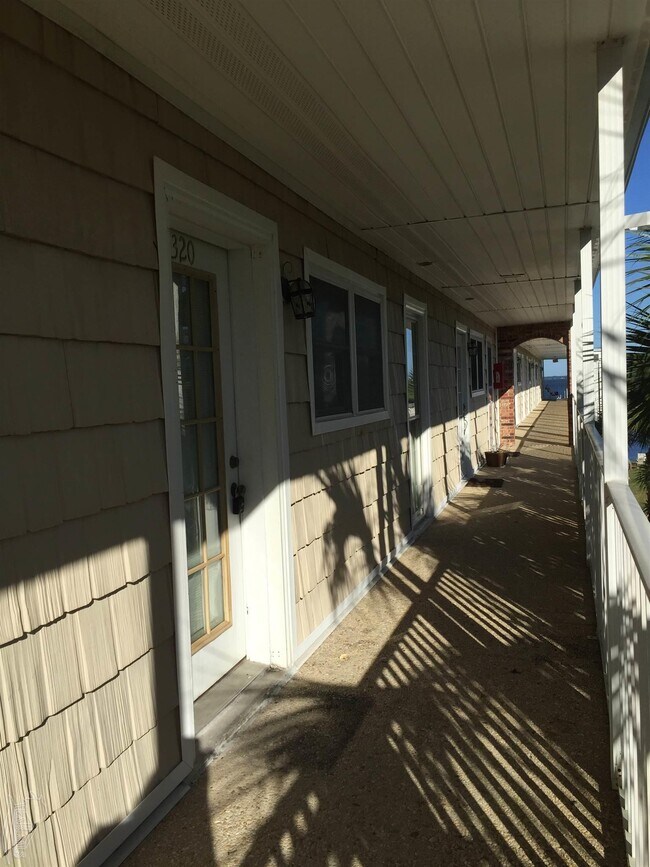 710 Scenic Hwy Condo Unit 320 Condo for Rent in Pensacola, FL