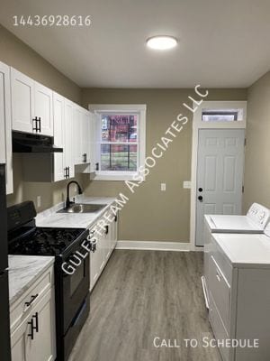 Building Photo - 2114 Hollins St