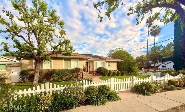 Building Photo - 6424 Penfield Ave