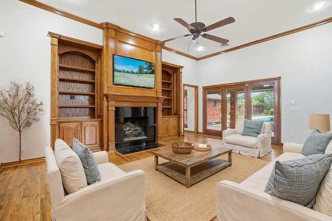 Photo - 3102 NE Heritage Dr