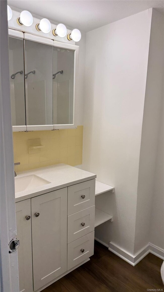 Photo - 440 Carpenter Ave