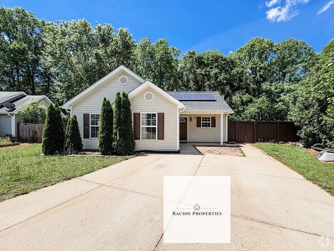 Building Photo - Charming Home in the Heart of Greenville