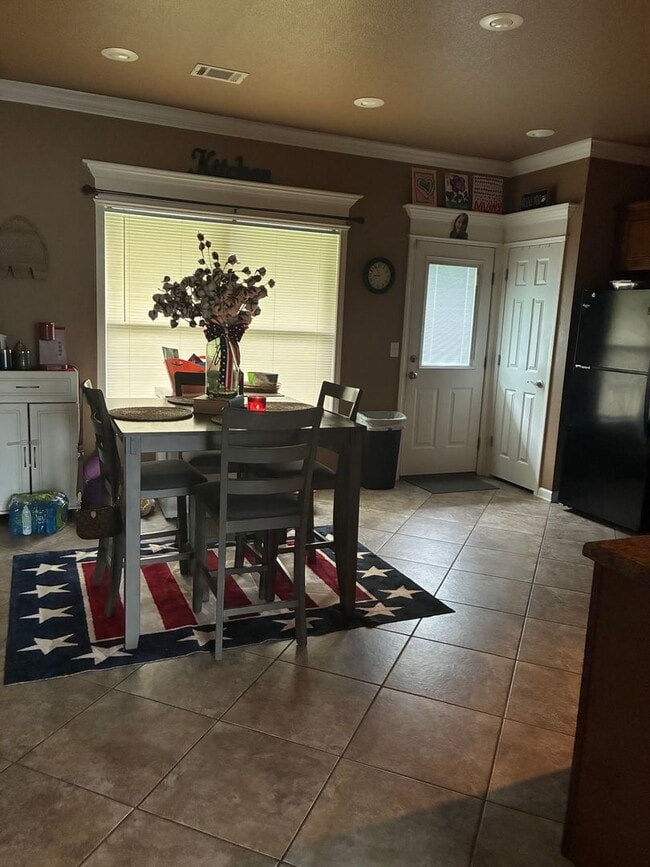 Photo - 2712 Ridgewood Rd
