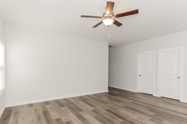 Photo - 2205 Julia Ave, Charlotte, NC