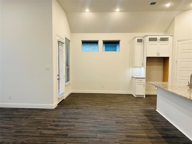 Photo - 1605 Hart Dr