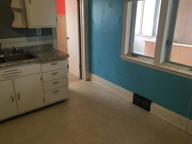 626 S 5th Ave