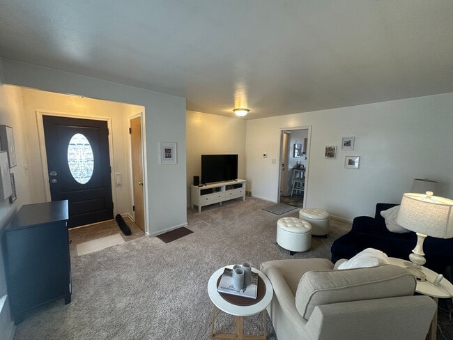 Photo - 1722-1728 Ford Parkway Unit 1722