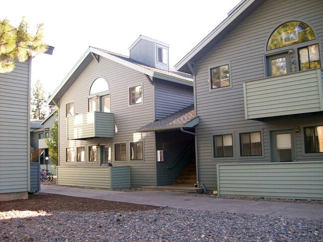 Building Photo - "Spring Special - $200.00 off First Full Month Rent with Lease"