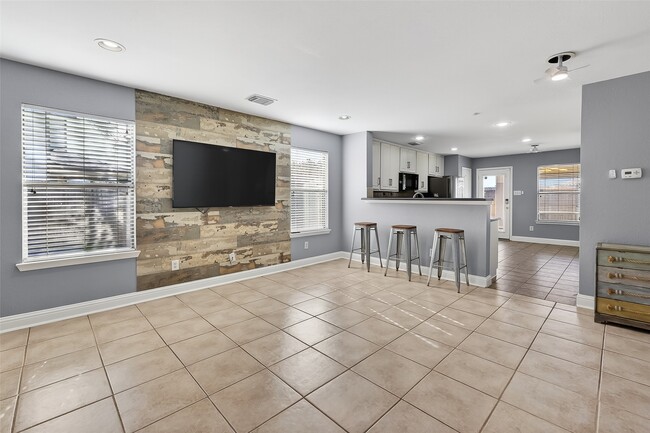 Photo - 29603 Golden Vines Ln