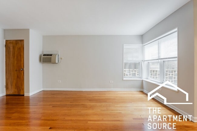 Photo - 6535 N Mozart St Unit 1F