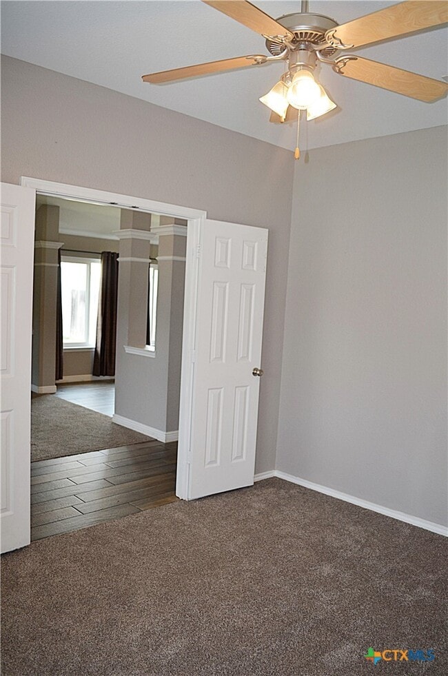 Photo - 423 Reservation Dr