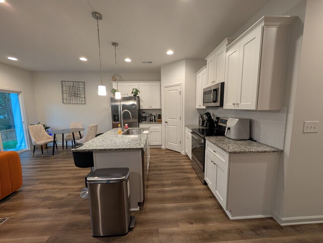 Room in Townhome on Sullins Rd