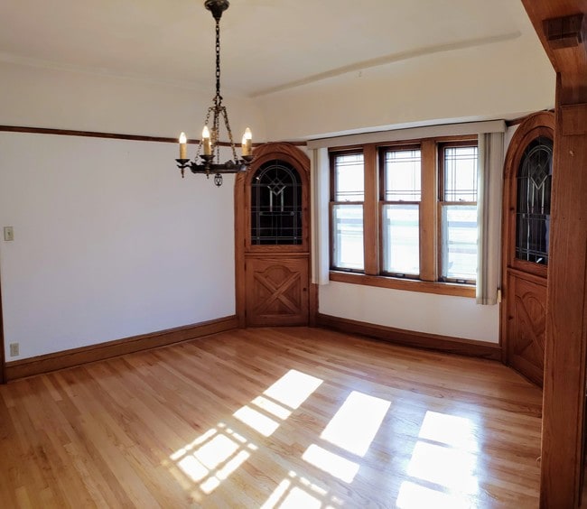 Photo - 4244 N 18th St Unit Upper