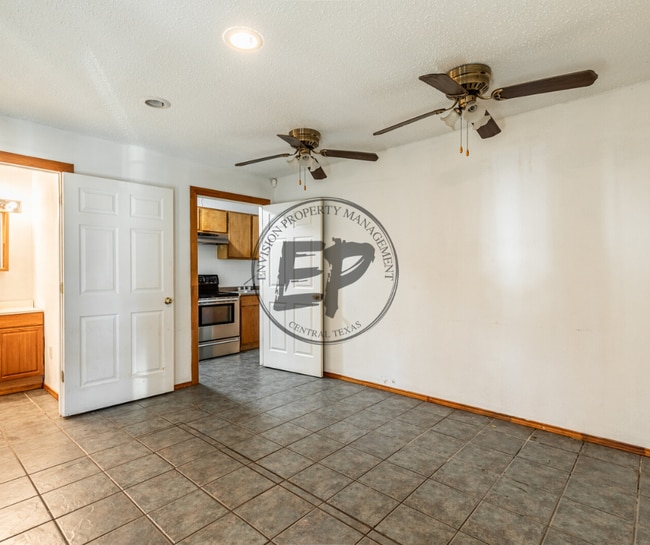 Photo - 113 County Rd 1604